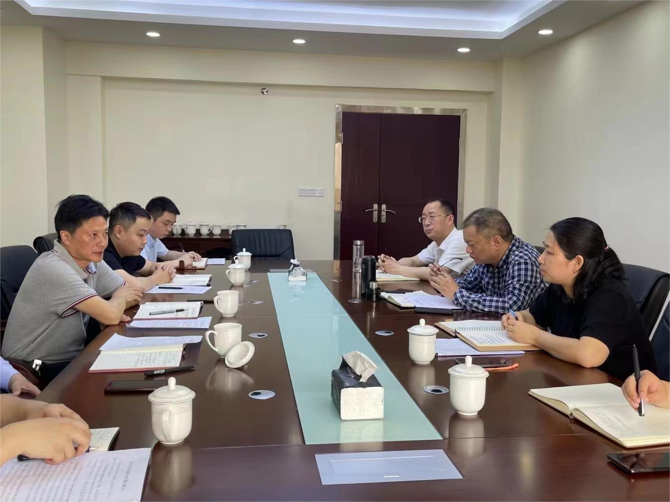 集團黨委書記、董事長許大政一行赴巴中農(nóng)商行開展業(yè)務(wù)合作洽談會